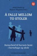 Å falle mellom to stoler